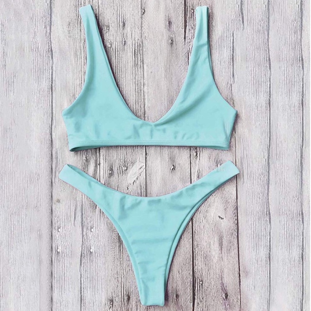 NWT Zaful torquoise high cut cheeky swimsuit